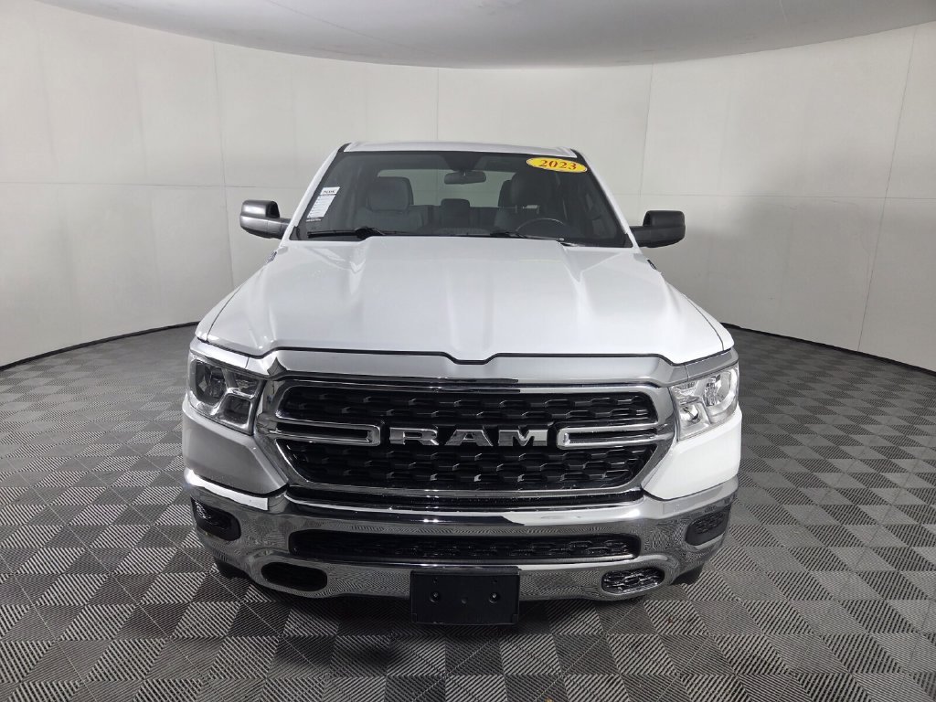 Used 2023 RAM 1500 Big Horn AWD/4WD image 3