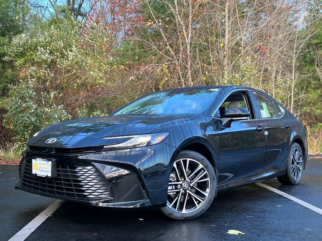 New 2026 Toyota Camry XLE w/ Premium Package