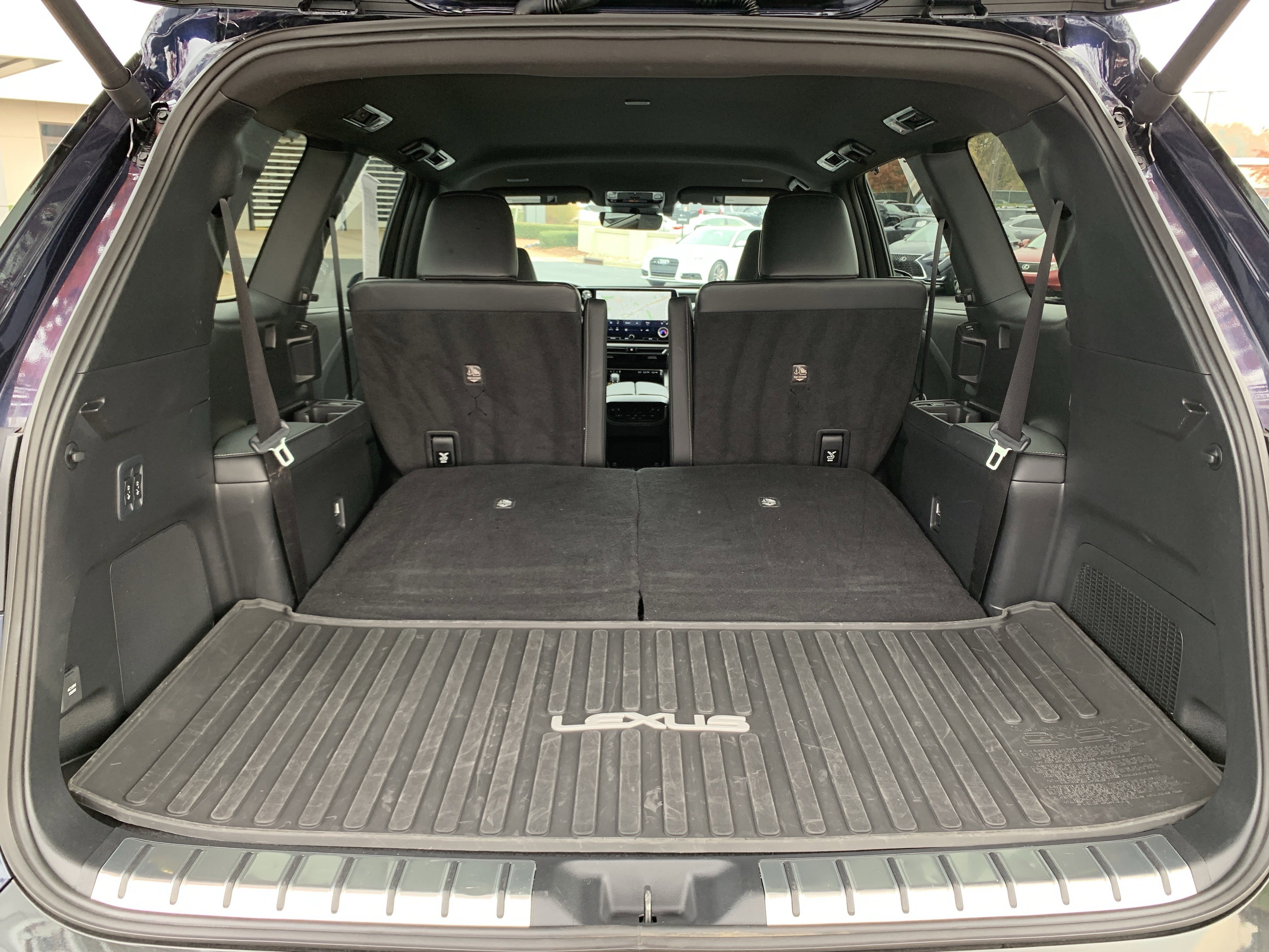 Used 2024 Lexus TX 500h AWD w/ Technology Package image 34