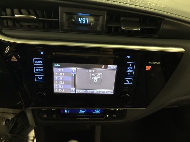 Used 2017 Toyota Corolla LE w/ Carpet Mat Package (TMS) FWD image 28