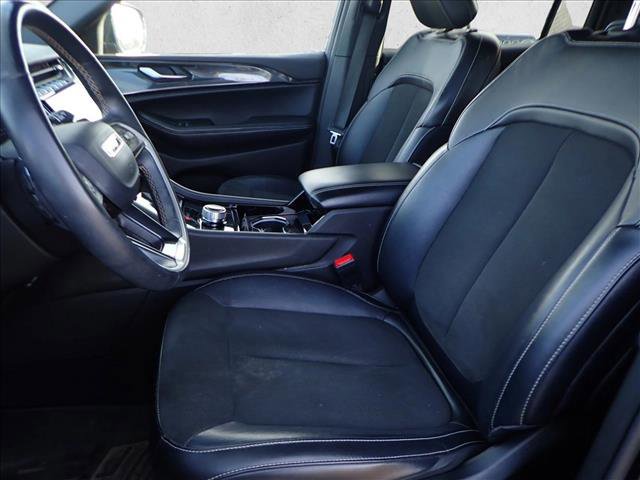 Used 2022 Jeep Grand Cherokee L Laredo image 10