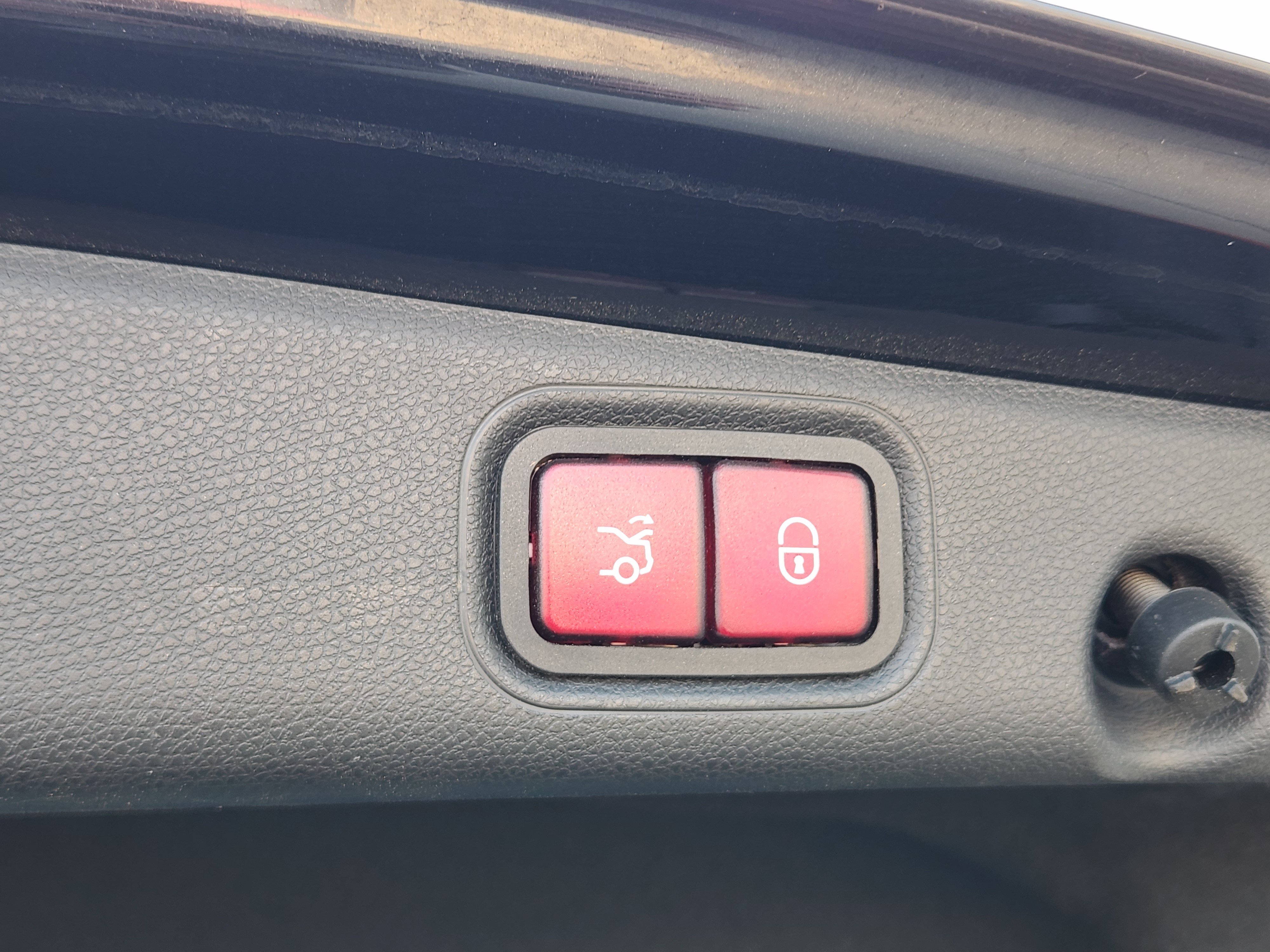 Used 2018 Mercedes-Benz E 300 image 34