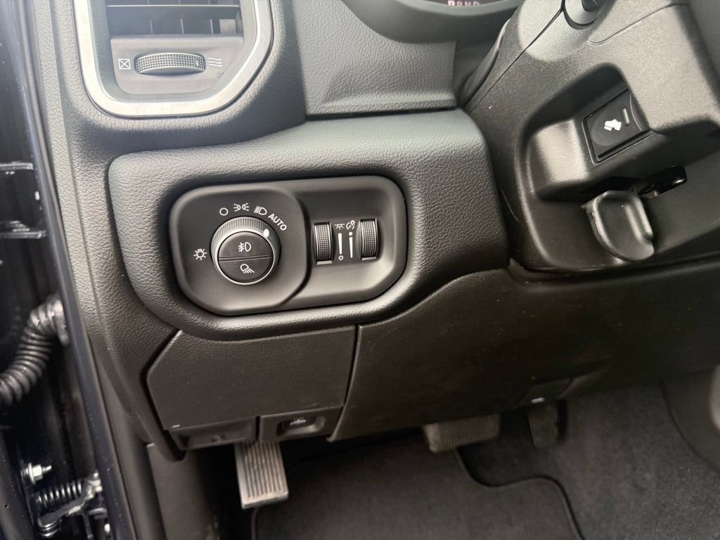 New 2026 RAM 2500 Laramie AWD/4WD image 20