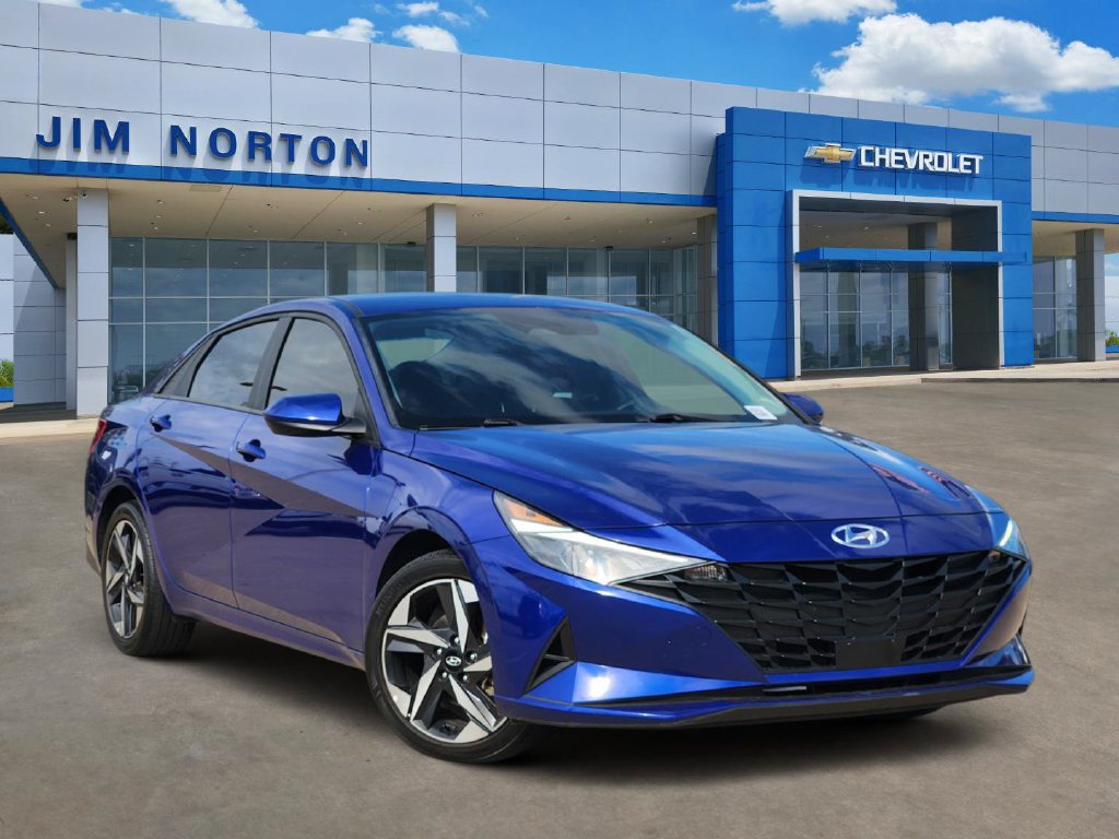 Used 2023 Hyundai Elantra SEL w/ Convenience Package