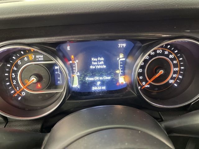 Used 2022 Jeep Gladiator Sport image 23