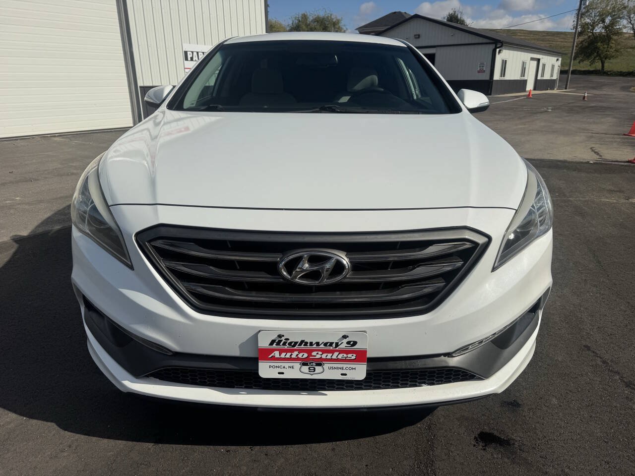 Used 2015 Hyundai Sonata Sport FWD image 9