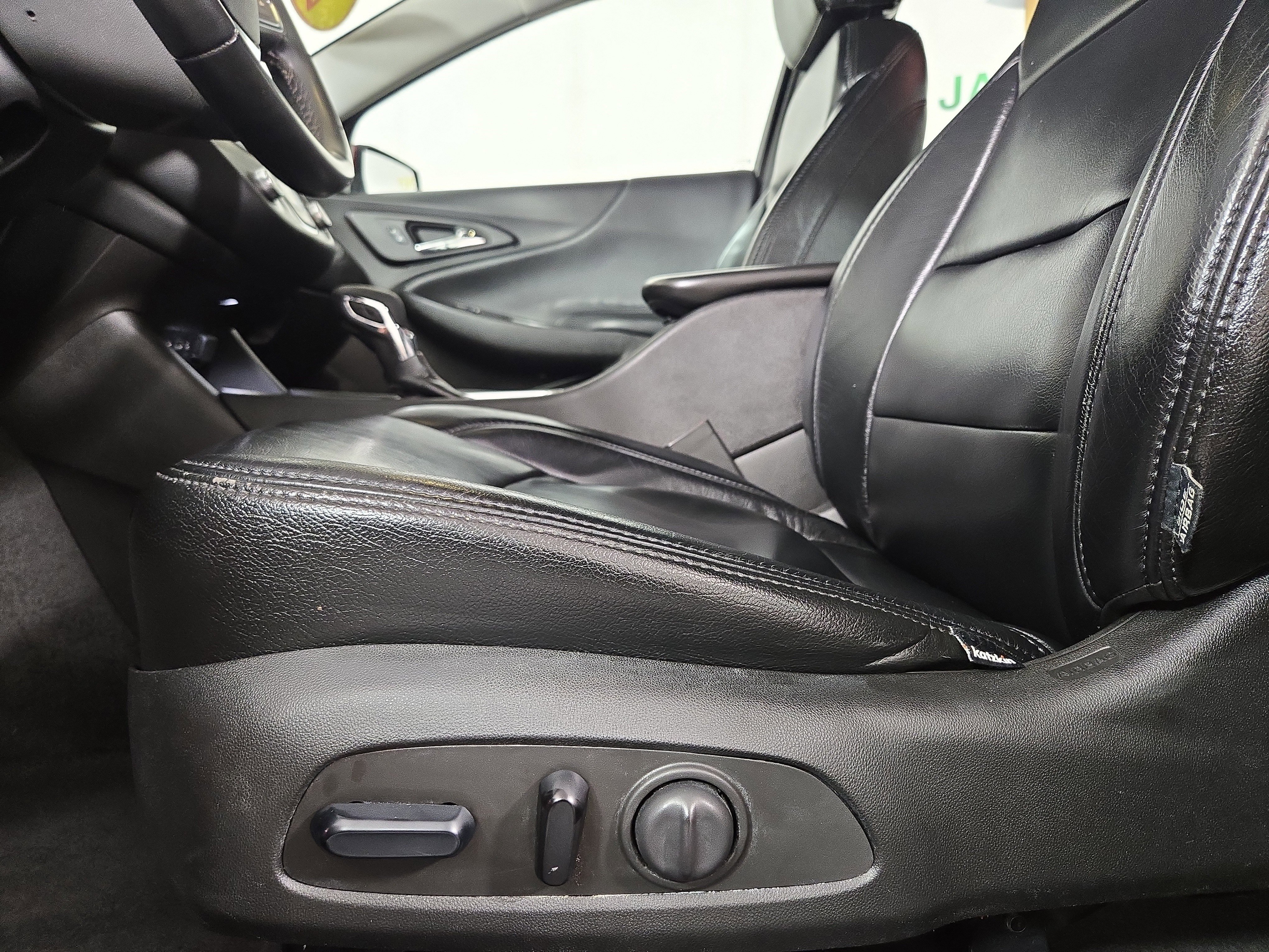 Used 2023 Chevrolet Malibu RS w/ LPO, Floor Liner Package image 31