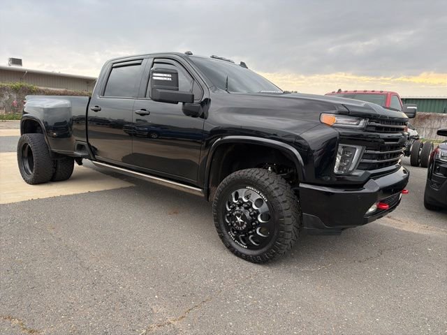 Used 2021 Chevrolet Silverado 3500 High Country image 2