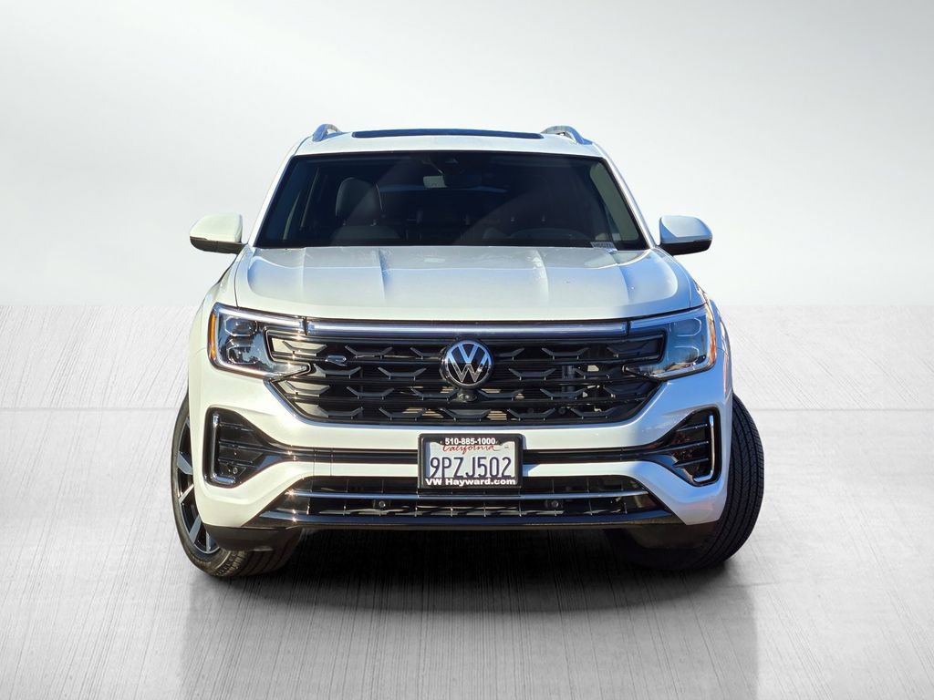 Used 2025 Volkswagen Atlas SEL Premium R-Line image 2