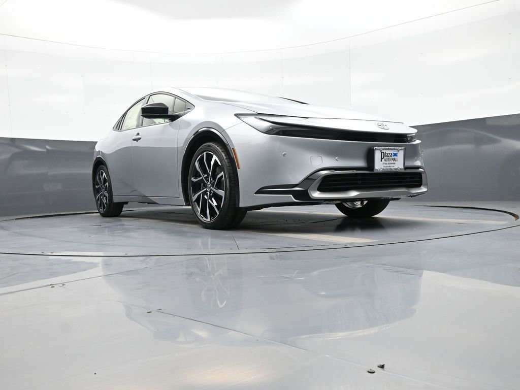 New 2026 Toyota Prius Plug-In Hybrid FWD image 28