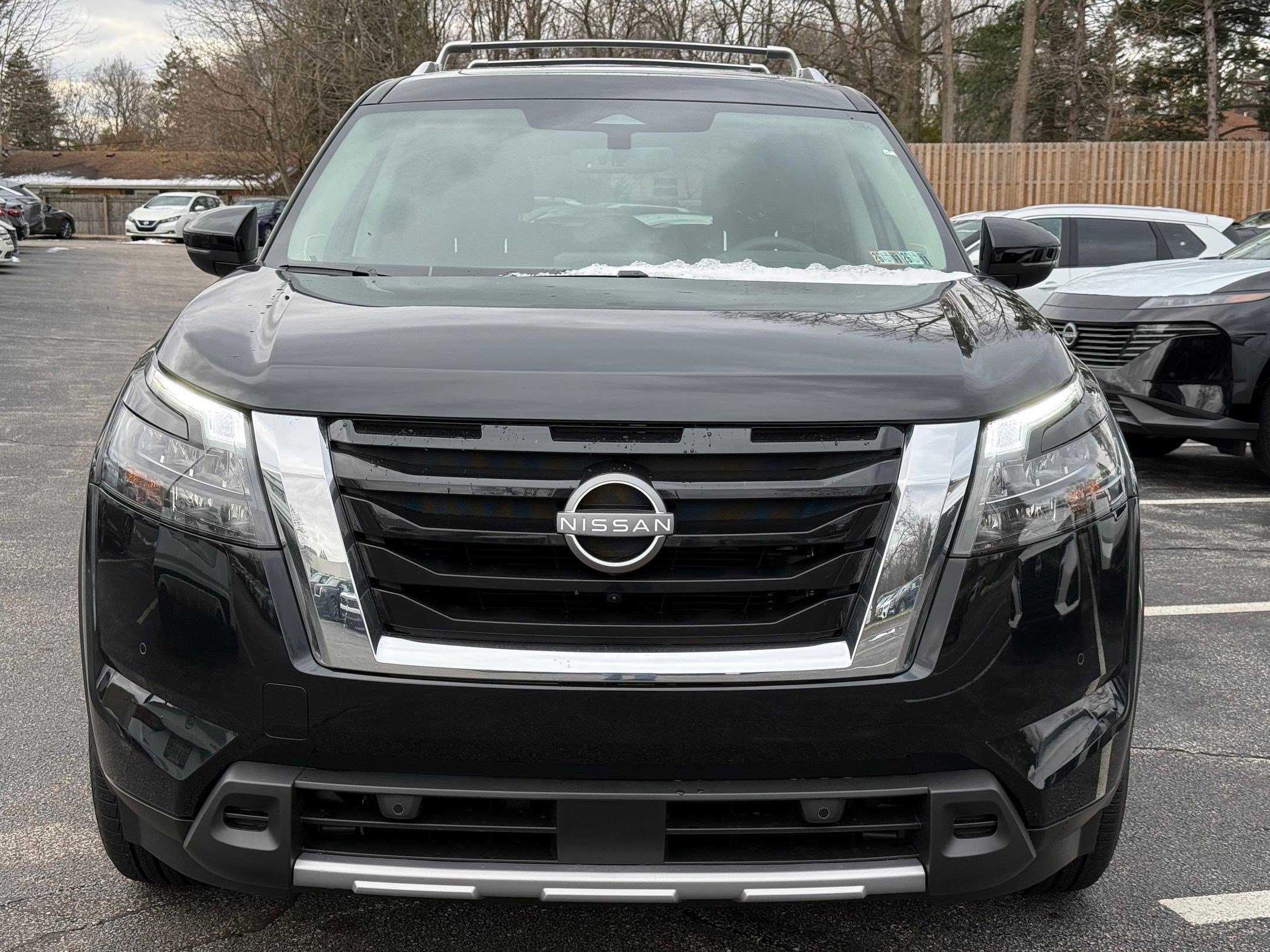 New 2025 Nissan Pathfinder SL w/ SL Premium Package image 5