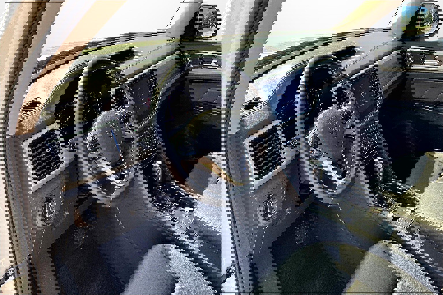 Used 2021 Volkswagen Atlas SEL image 21