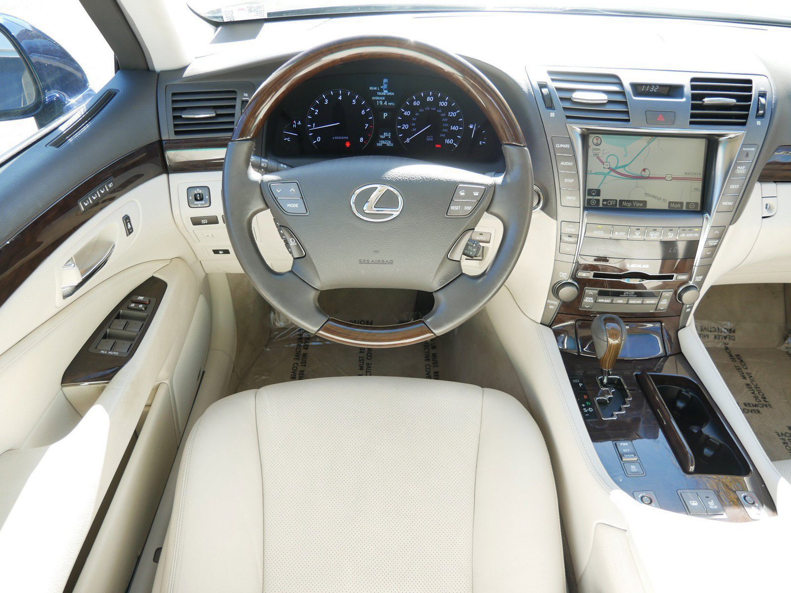 Used 2008 Lexus LS 460 RWD image 11