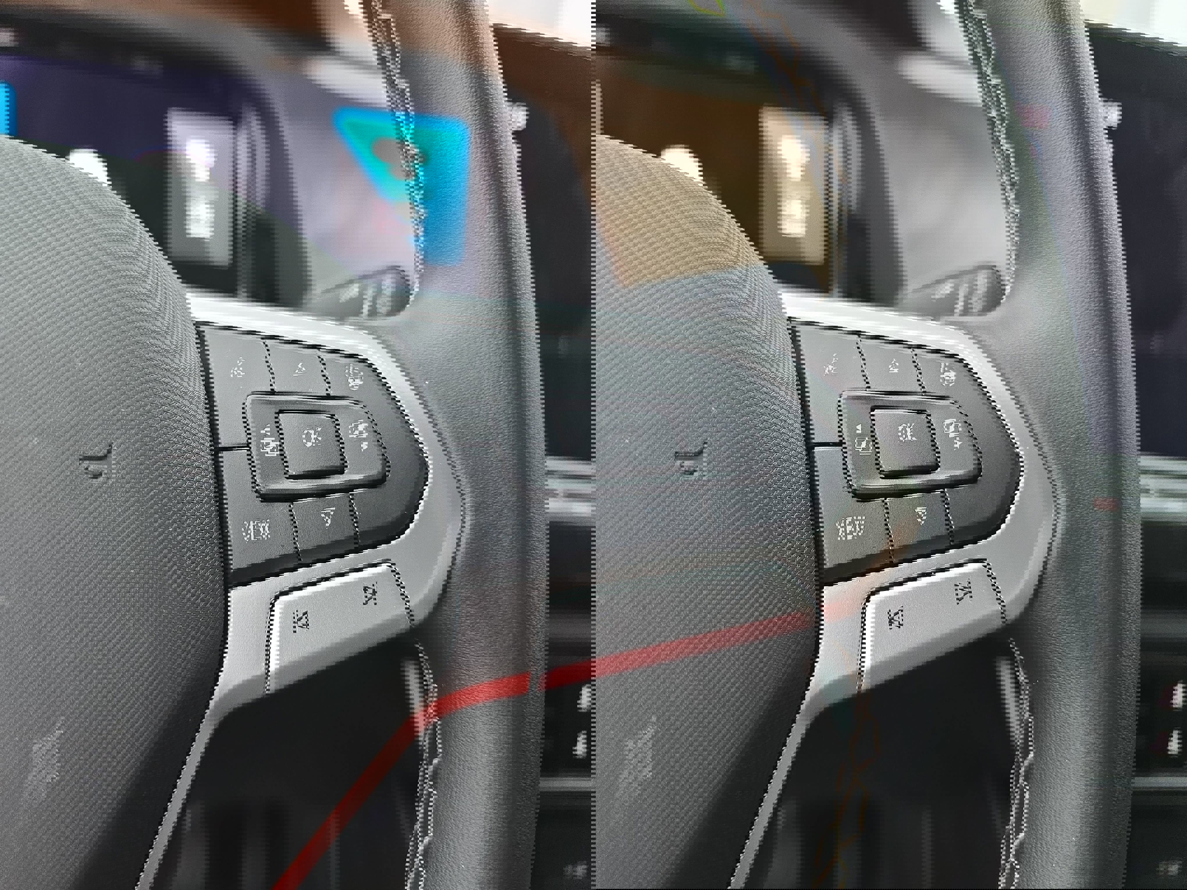 Used 2025 Volkswagen Atlas SE w/ Panoramic Sunroof Package image 19