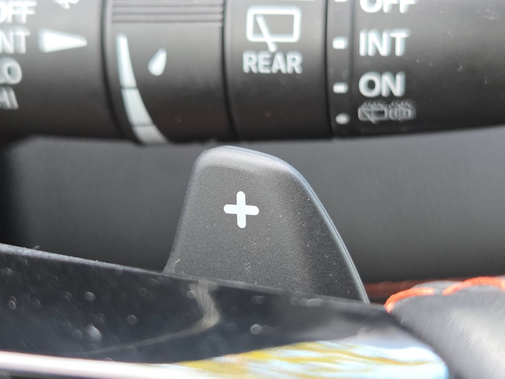 Used 2023 Honda Pilot Sport image 14