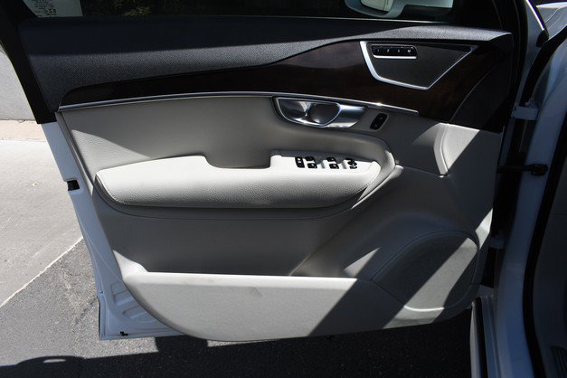 Used 2019 Volvo XC90 T5 Momentum image 13