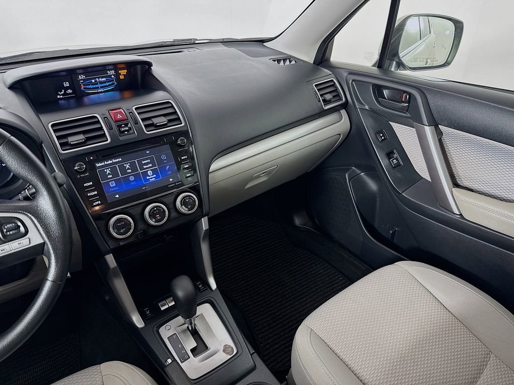 Used 2017 Subaru Forester 2.5i Premium AWD/4WD image 26