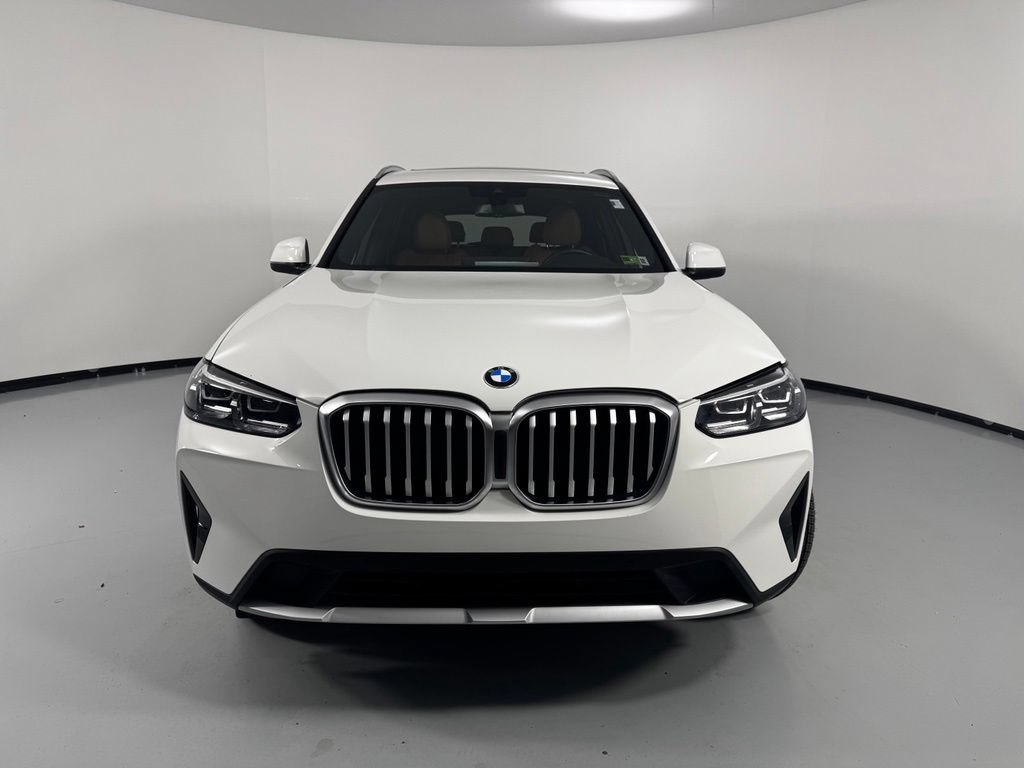 Used 2022 BMW X3 xDrive30i w/ Premium Package AWD/4WD image 2