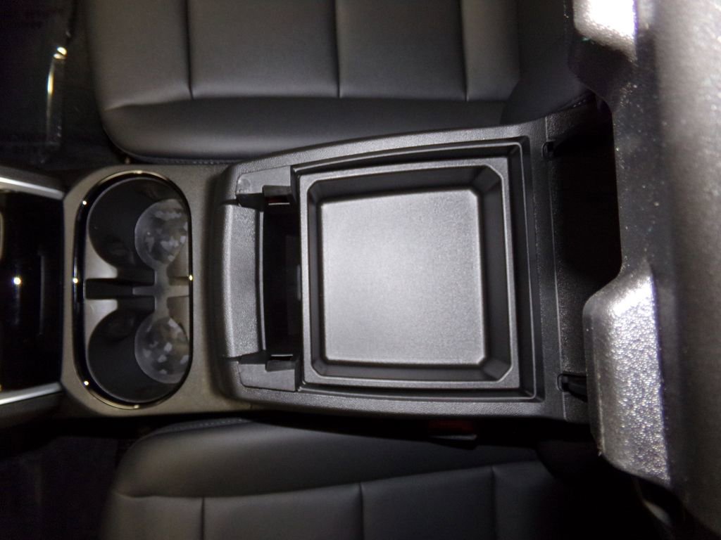 New 2025 Chevrolet Colorado LT w/ LT Convenience Package image 21