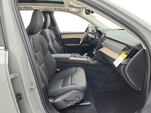 New 2026 Volvo XC90 B6 Plus w/ Protection Package Premier image 26