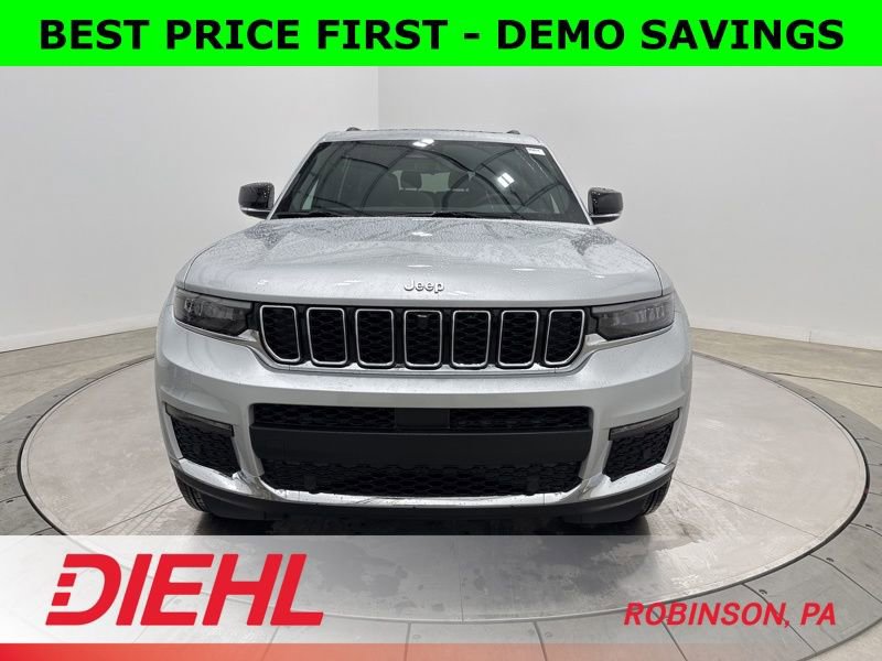 New 2025 Jeep Grand Cherokee L Limited w/ Luxury Tech Group II AWD/4WD image 2