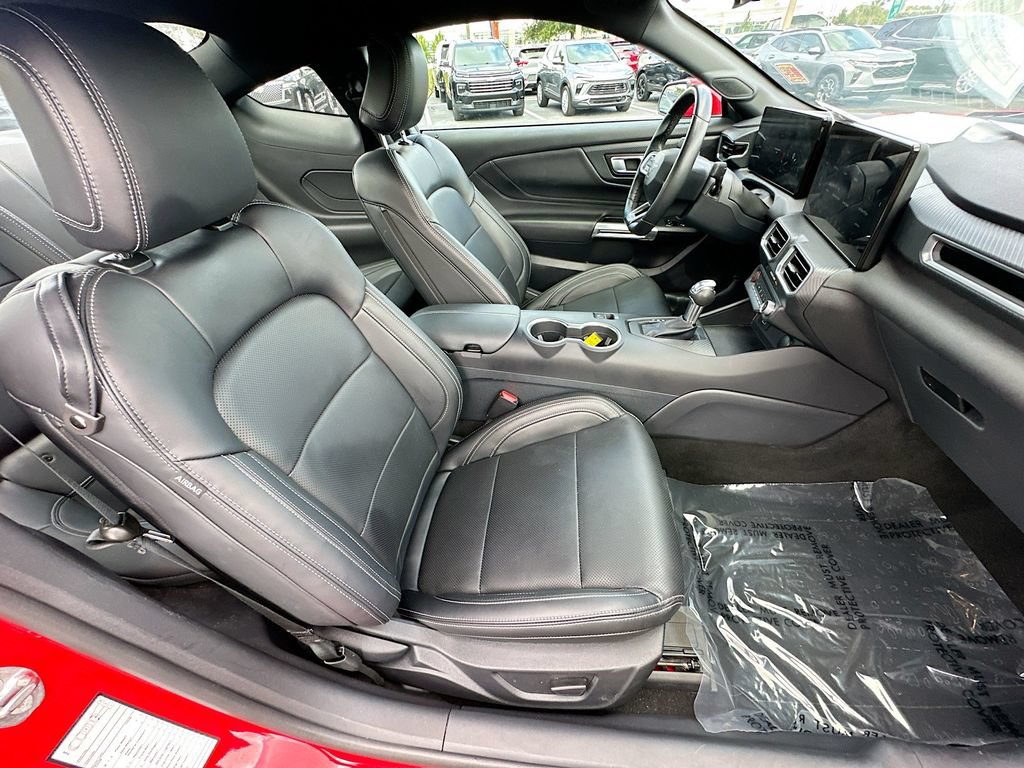Used 2026 Ford Mustang Premium RWD image 26