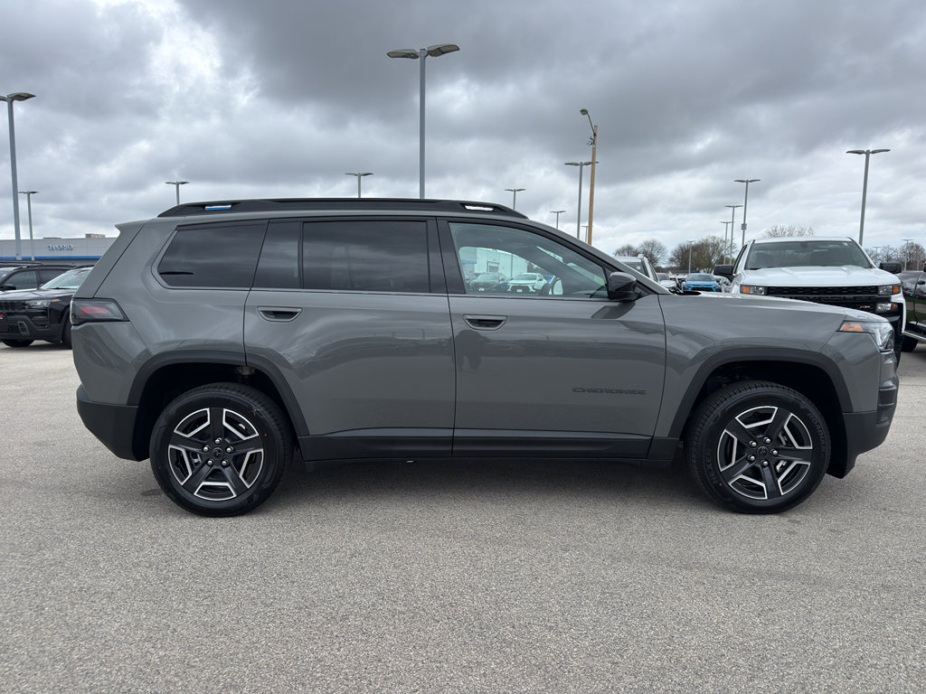 New 2026 Jeep Cherokee Laredo AWD/4WD image 4