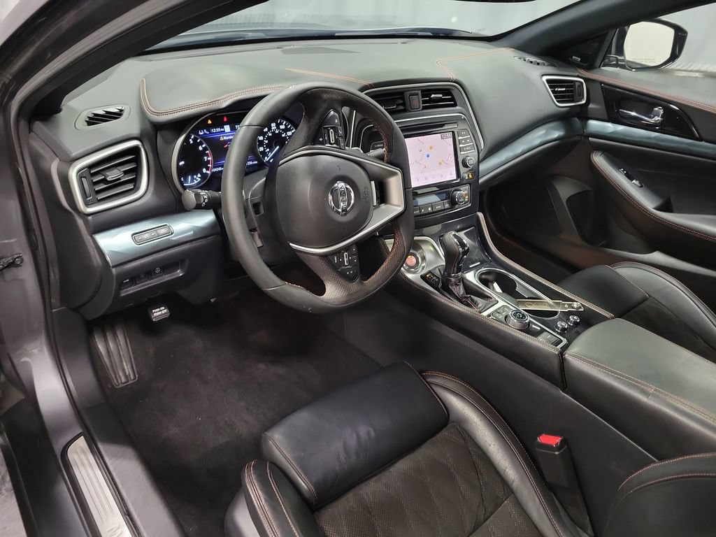 Used 2020 Nissan Maxima SR w/ Sport Mat Group FWD image 18