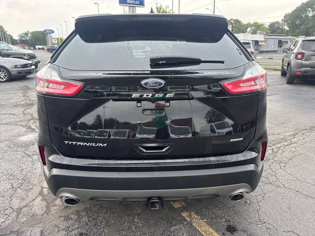Used 2024 Ford Edge Titanium w/ Equipment Group 301A AWD/4WD image 8