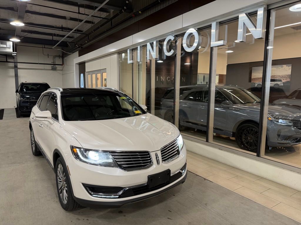 Used 2017 Lincoln MKX Reserve w/ Lincoln MKX Climate Package image 1