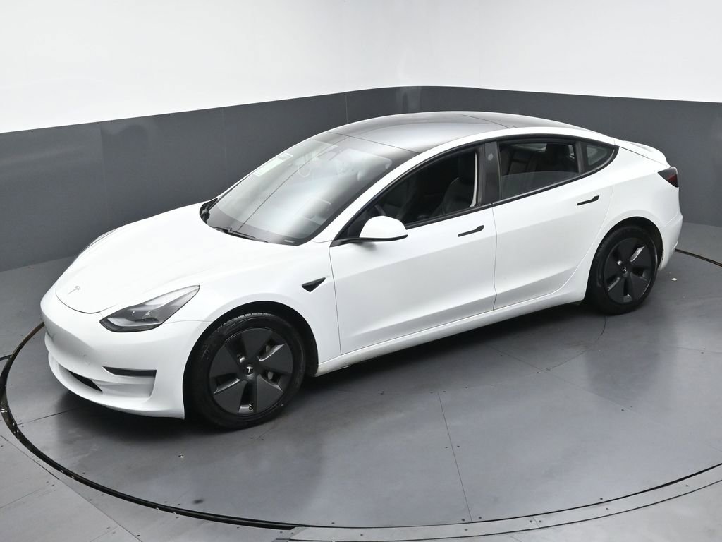 Used 2021 Tesla Model 3 Standard Range Plus image 41