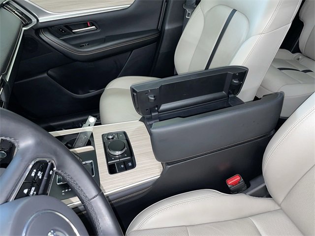 Certified 2025 MAZDA CX-90 3.3 Turbo w/ Preferred Package image 26