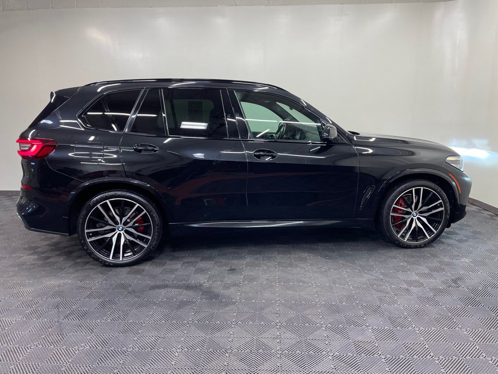 Used 2022 BMW X5 xDrive40i w/ M Sport Package AWD/4WD image 13