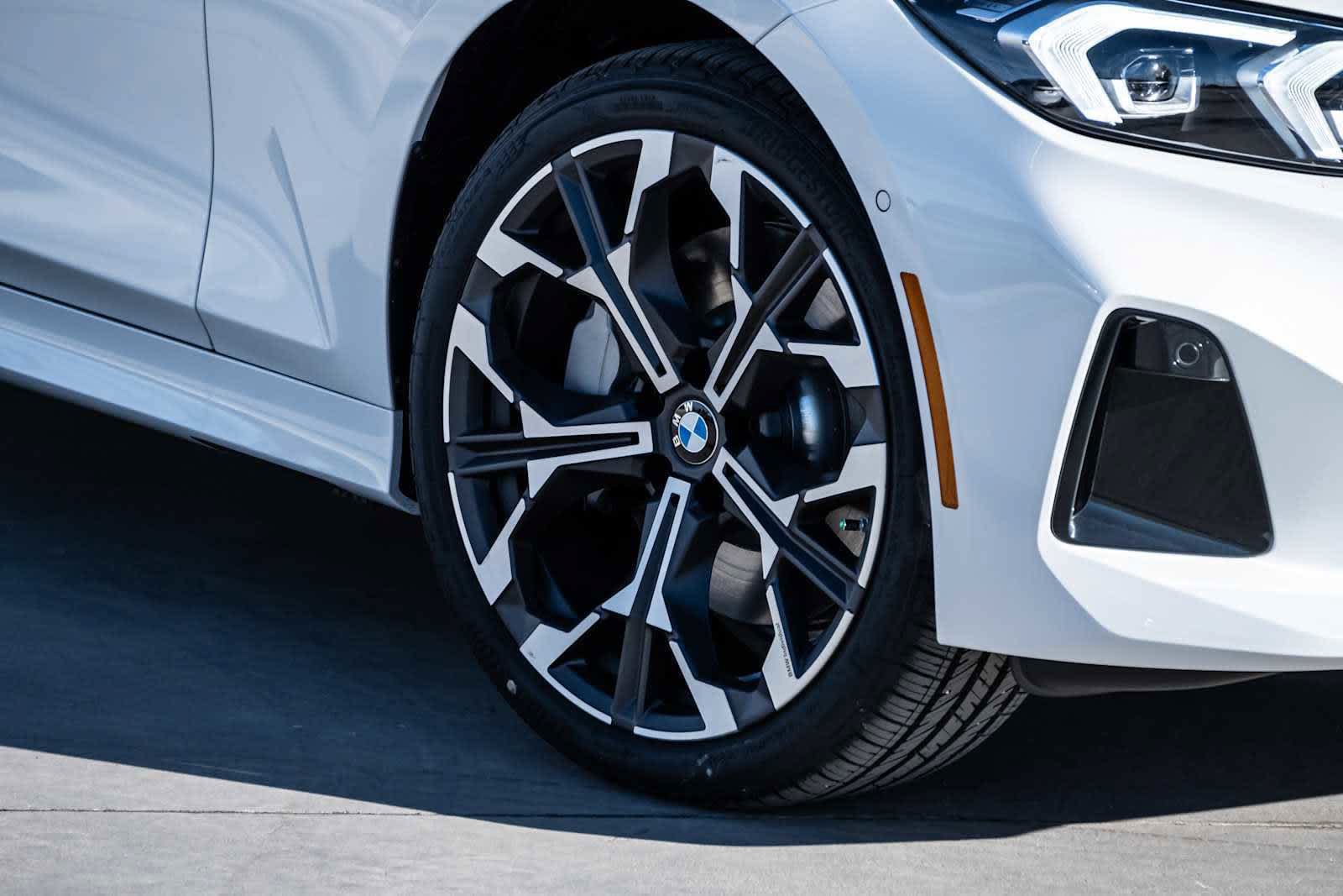 Used 2026 BMW 330i Sedan w/ Premium Package RWD image 8