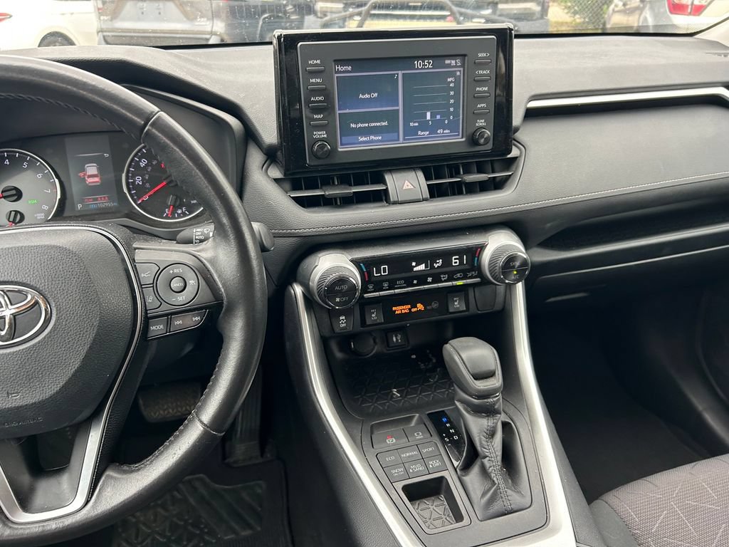 Used 2019 Toyota RAV4 XLE w/ Convenience Package AWD/4WD image 18