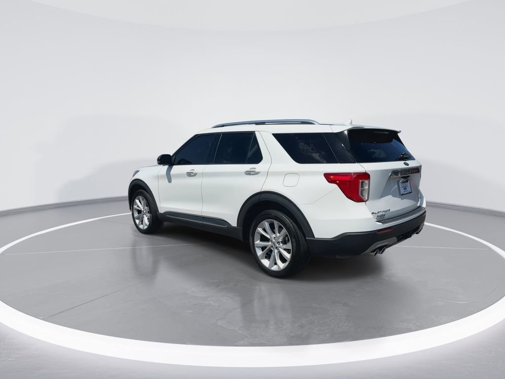 Used 2022 Ford Explorer Platinum w/ Equipment Group 601A image 4