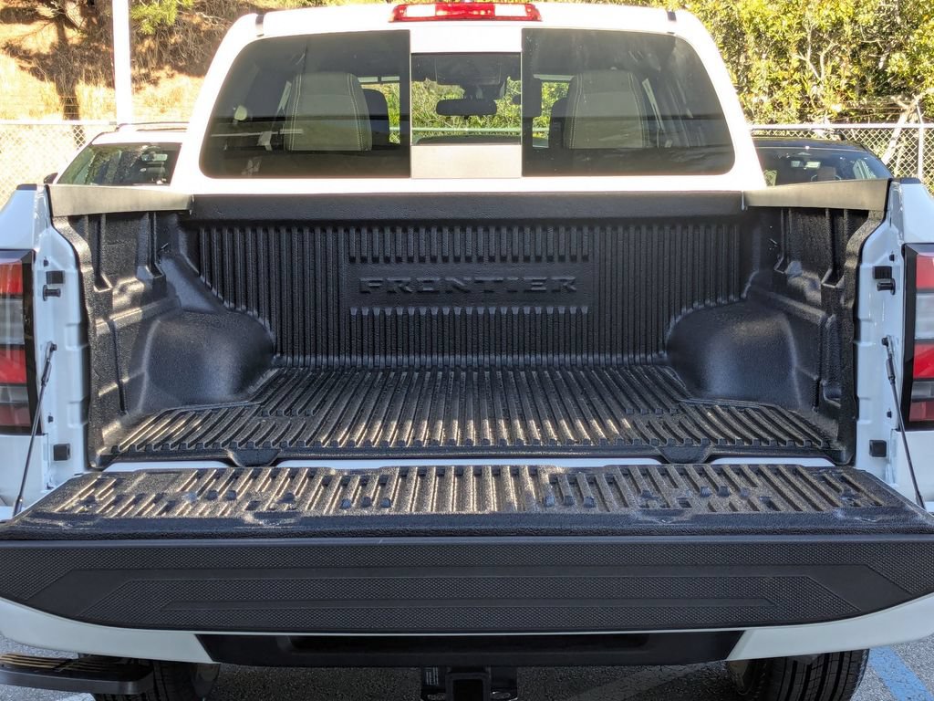 New 2026 Nissan Frontier SV w/ Tow Package AWD/4WD image 26