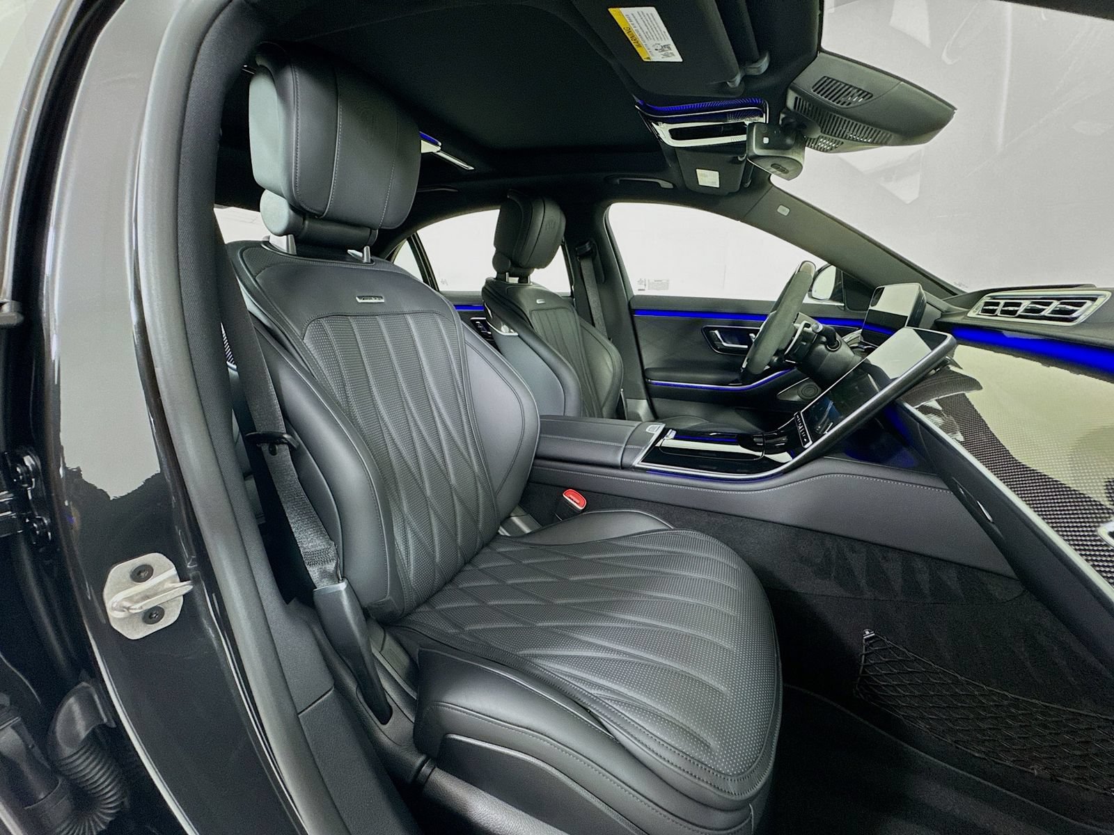 Used 2025 Mercedes-Benz S 63 AMG S image 27