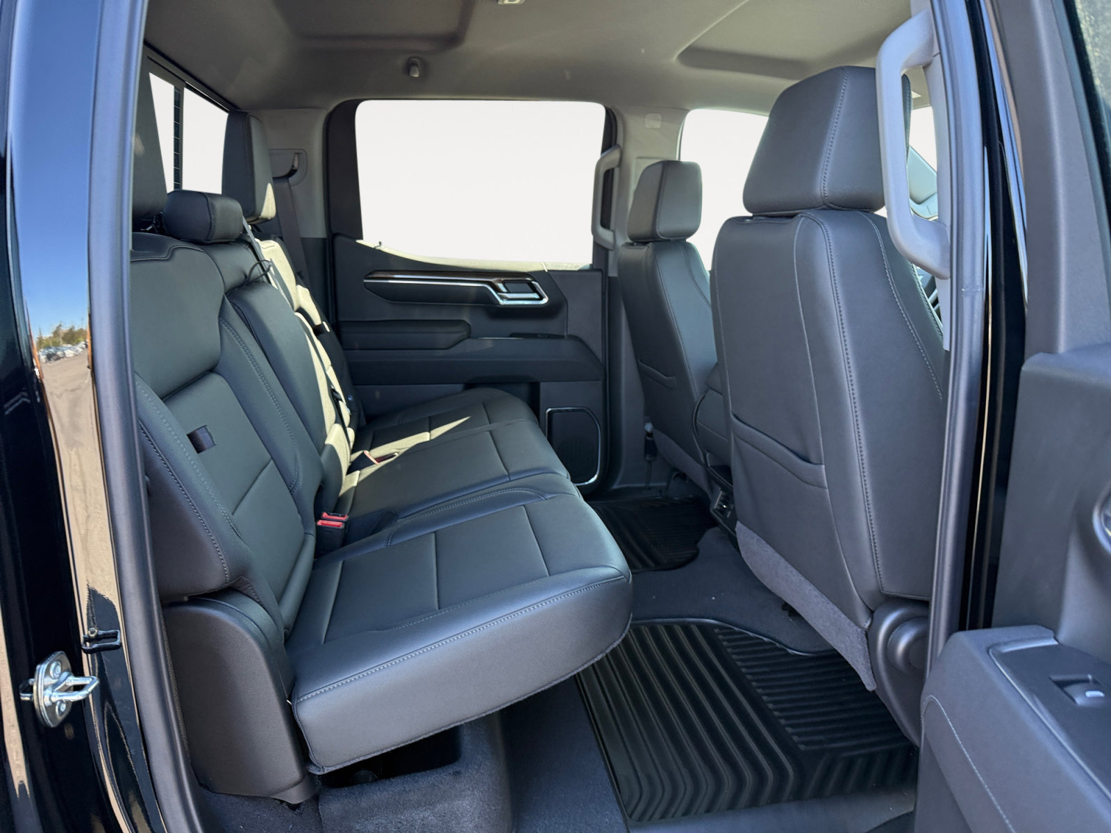 New 2026 Chevrolet Silverado 1500 LT w/ All Star Edition Plus AWD/4WD image 18