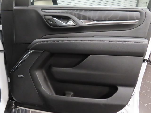 Used 2024 GMC Yukon XL Denali AWD/4WD image 11
