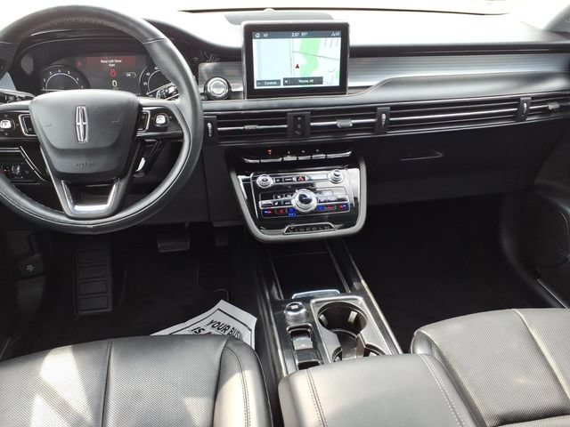 Used 2022 Lincoln Corsair AWD w/ Premium Package image 10