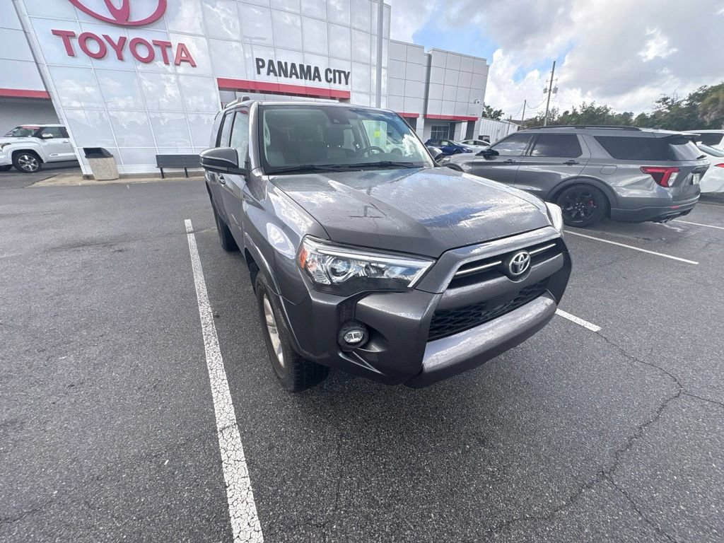 Used 2022 Toyota 4Runner SR5 RWD image 12
