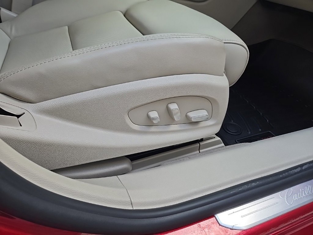 Used 2013 Cadillac XTS Luxury w/ Driver Awareness Package image 71