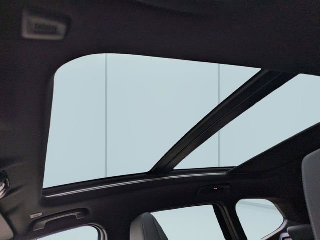 Used 2024 BMW X1 M35i w/ Premium Package image 22