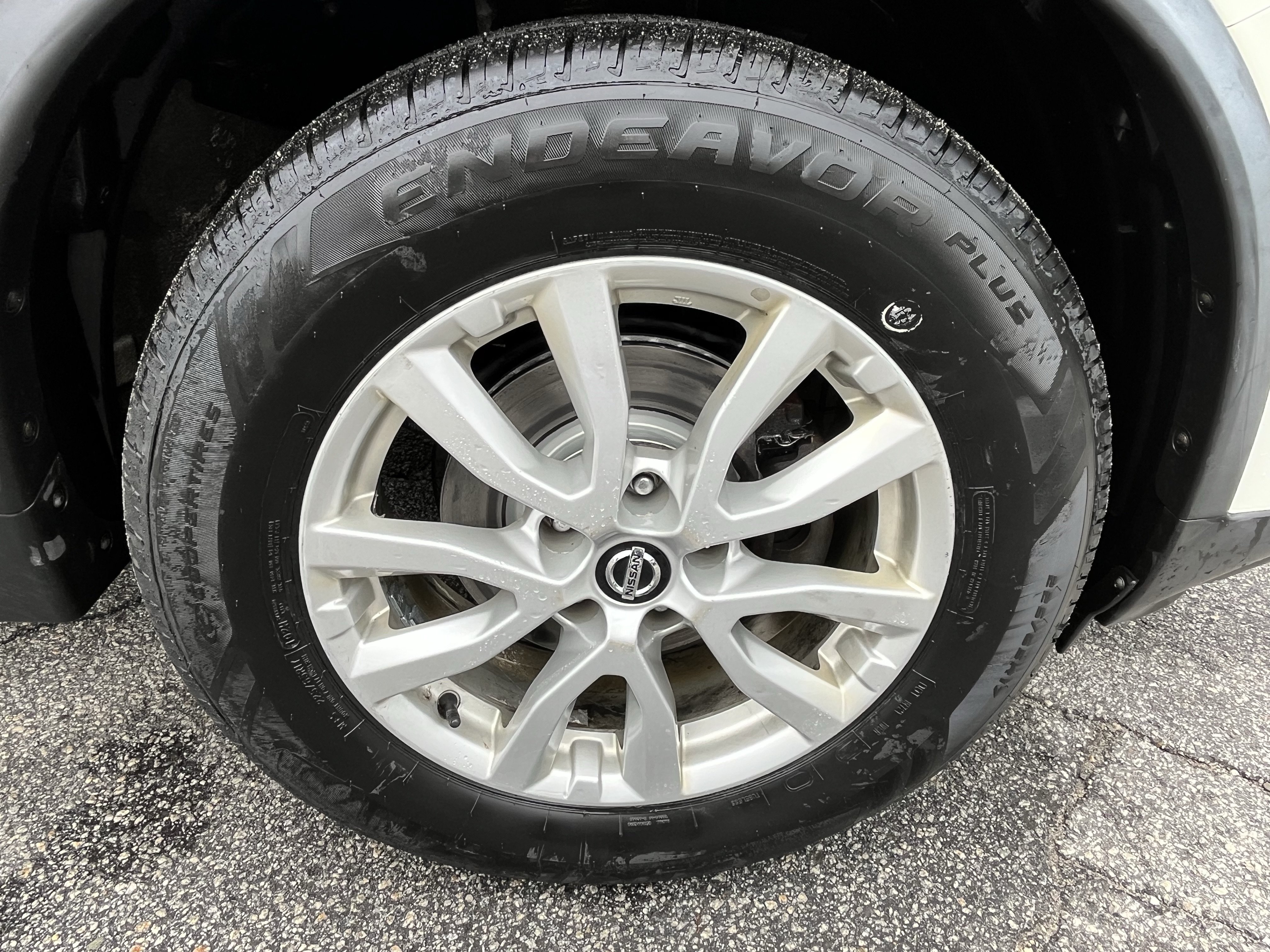 Used 2019 Nissan Rogue SV AWD/4WD image 11
