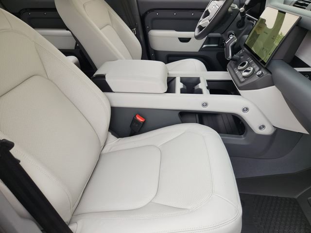New 2026 Land Rover Defender 110 S AWD/4WD image 10