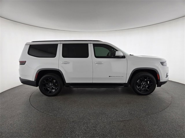 Used 2022 Jeep Wagoneer Series III w/ Flexible Seating Group image 28