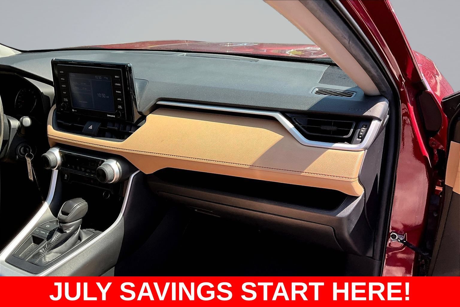 Used 2020 Toyota RAV4 LE FWD image 27