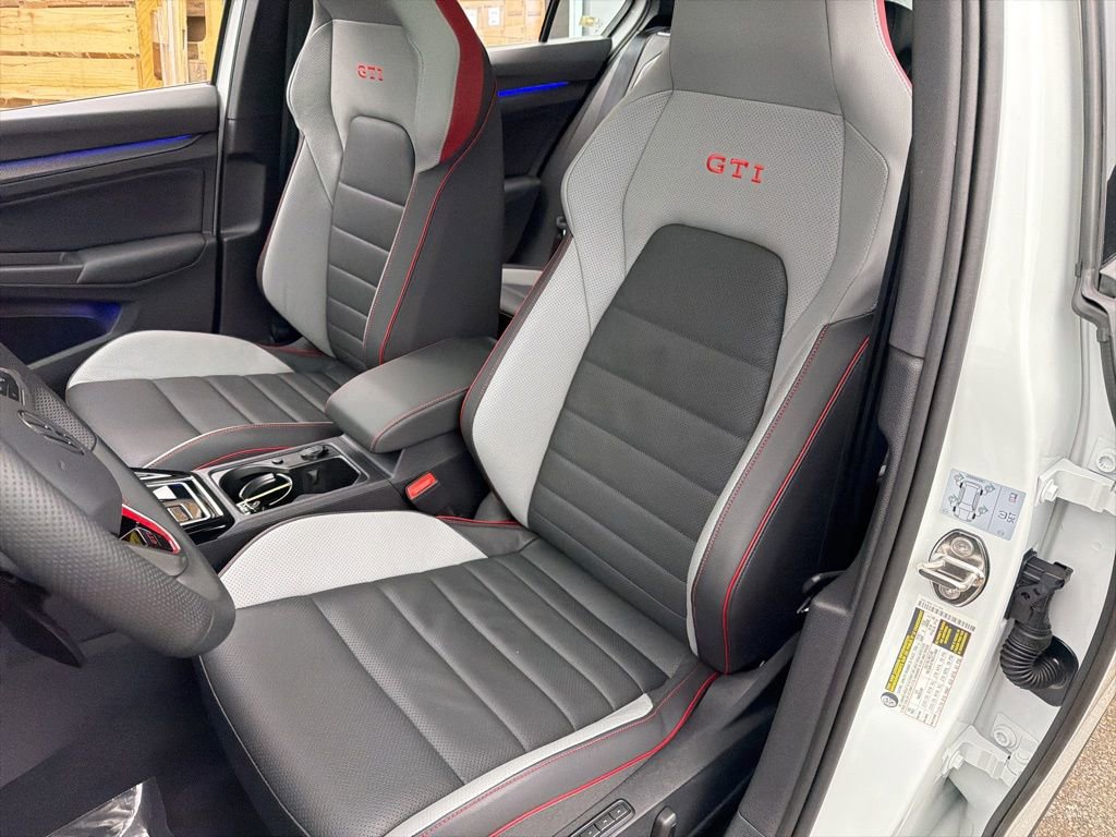 Used 2025 Volkswagen GTI Autobahn image 20