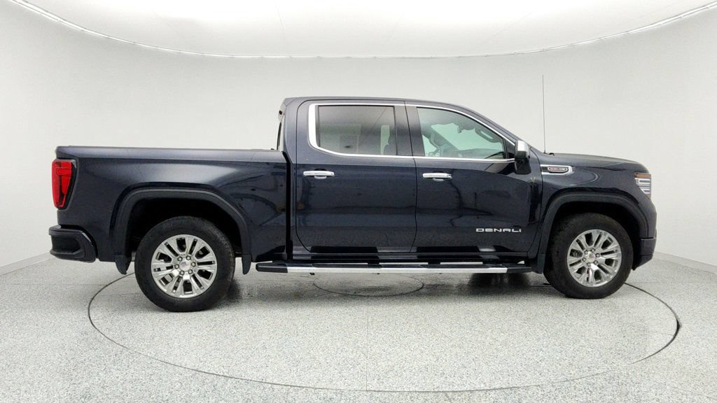 Used 2023 GMC Sierra 1500 Denali AWD/4WD image 4